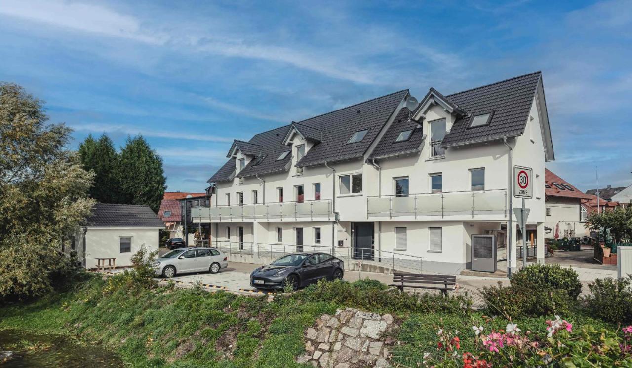 Ferienwohnungen Und Boardinghouse Heimbach In Renchen Екстер'єр фото